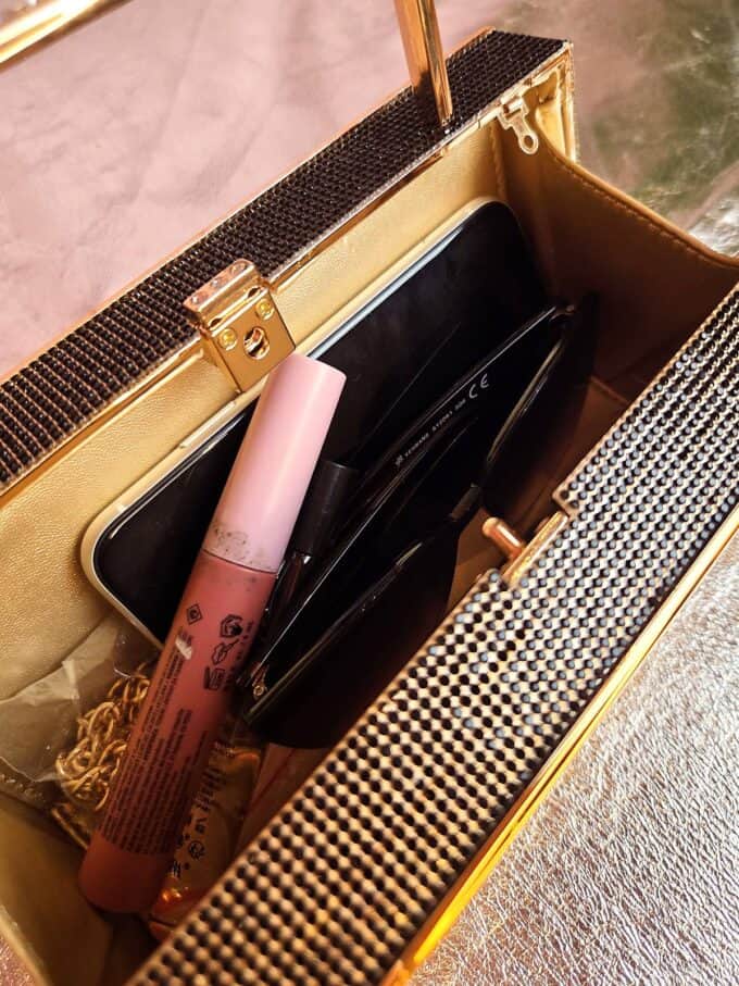 ghettoblaster clutch sort indvendig
