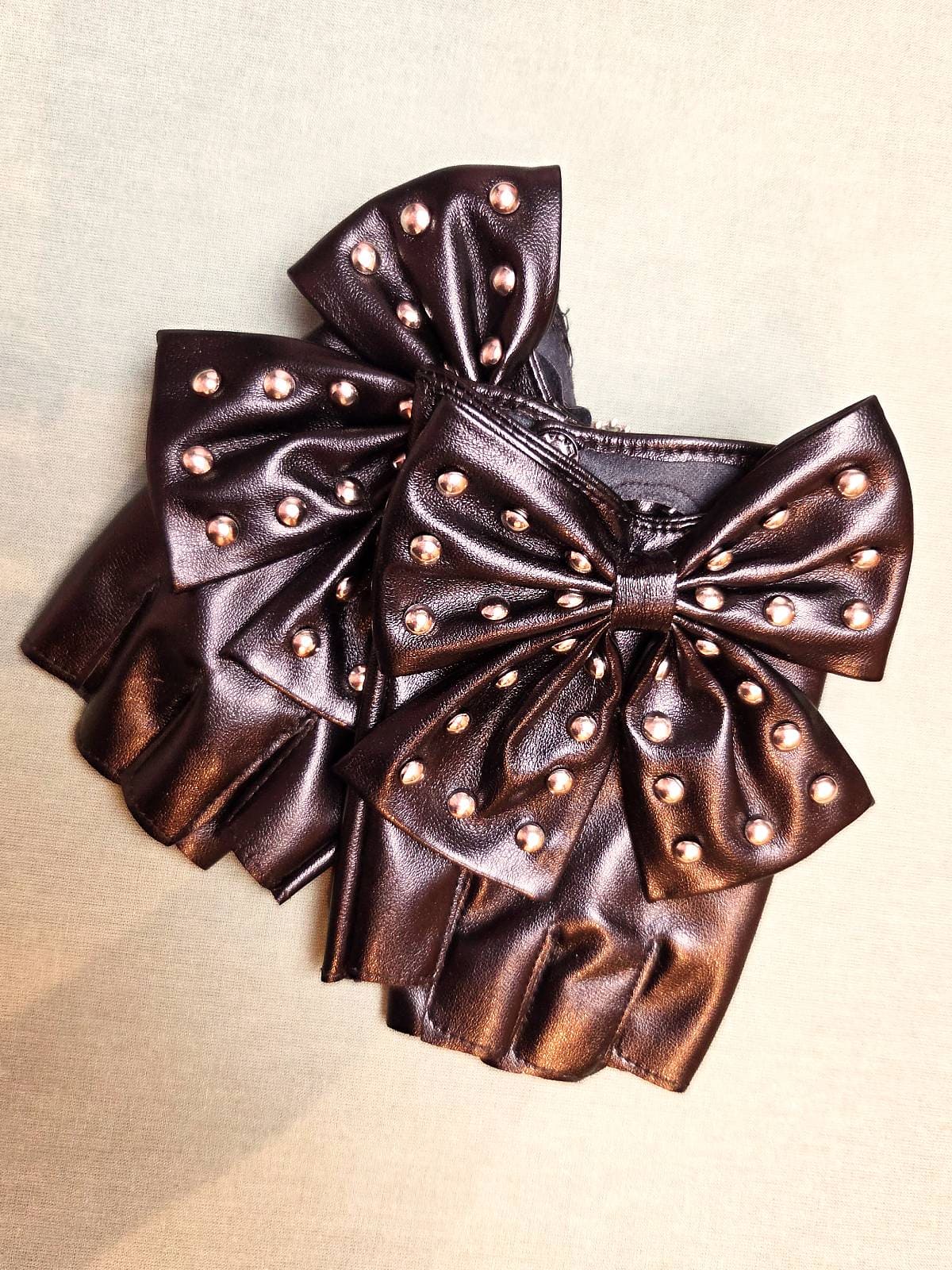 Handsker med sløjfe sorte