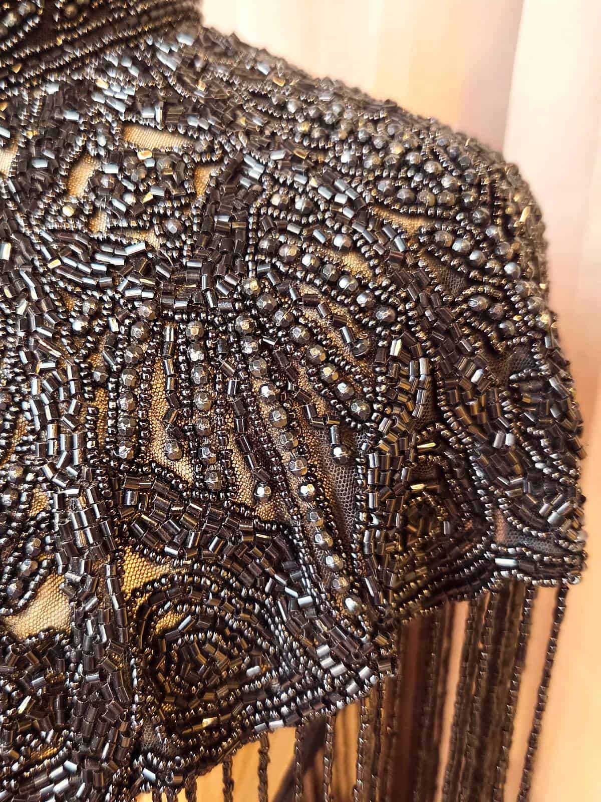 Perlekappe sort - detaljer (1)