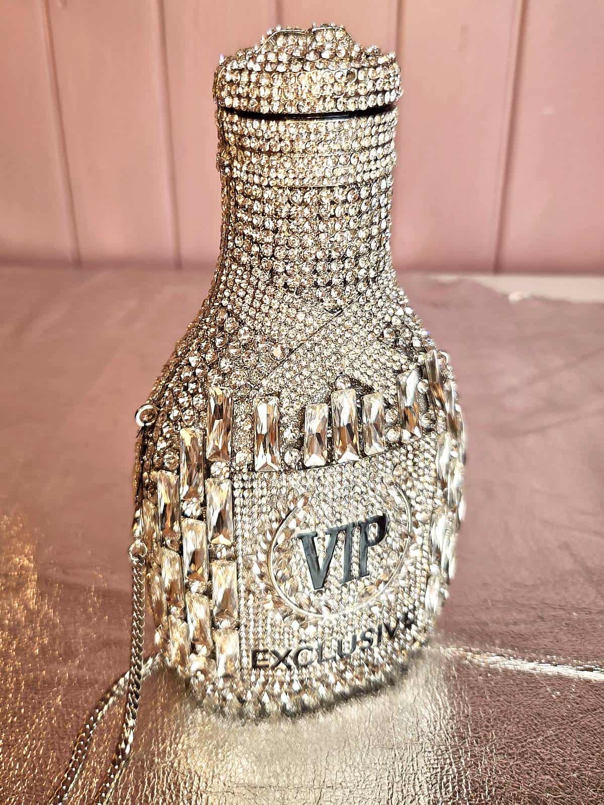 clutch vip sølvflaske