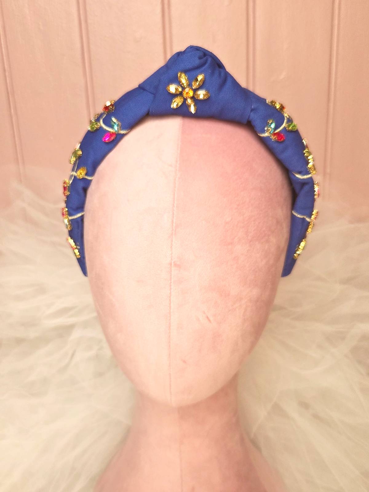 hårbøjle håndlavet blå med lyskæde - forfra