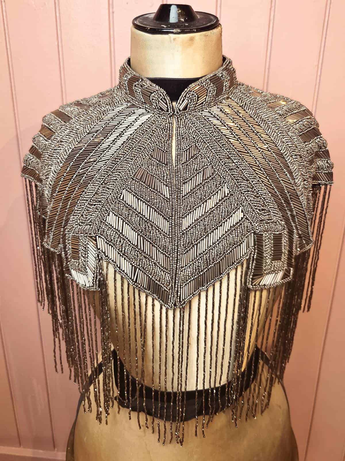 perlekappe guldfarvet kort - forfra