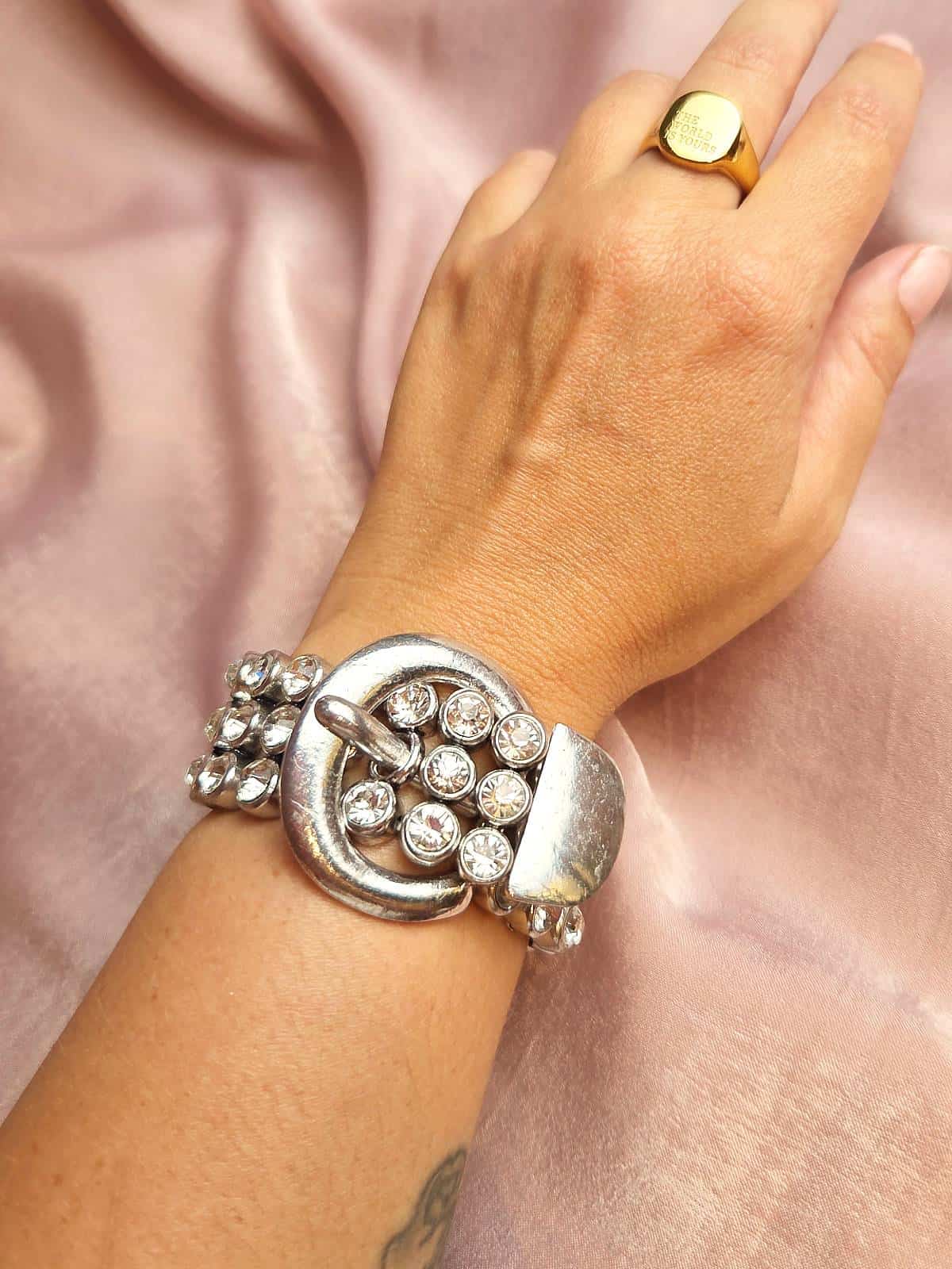 Simili armbånd bælte - på arm