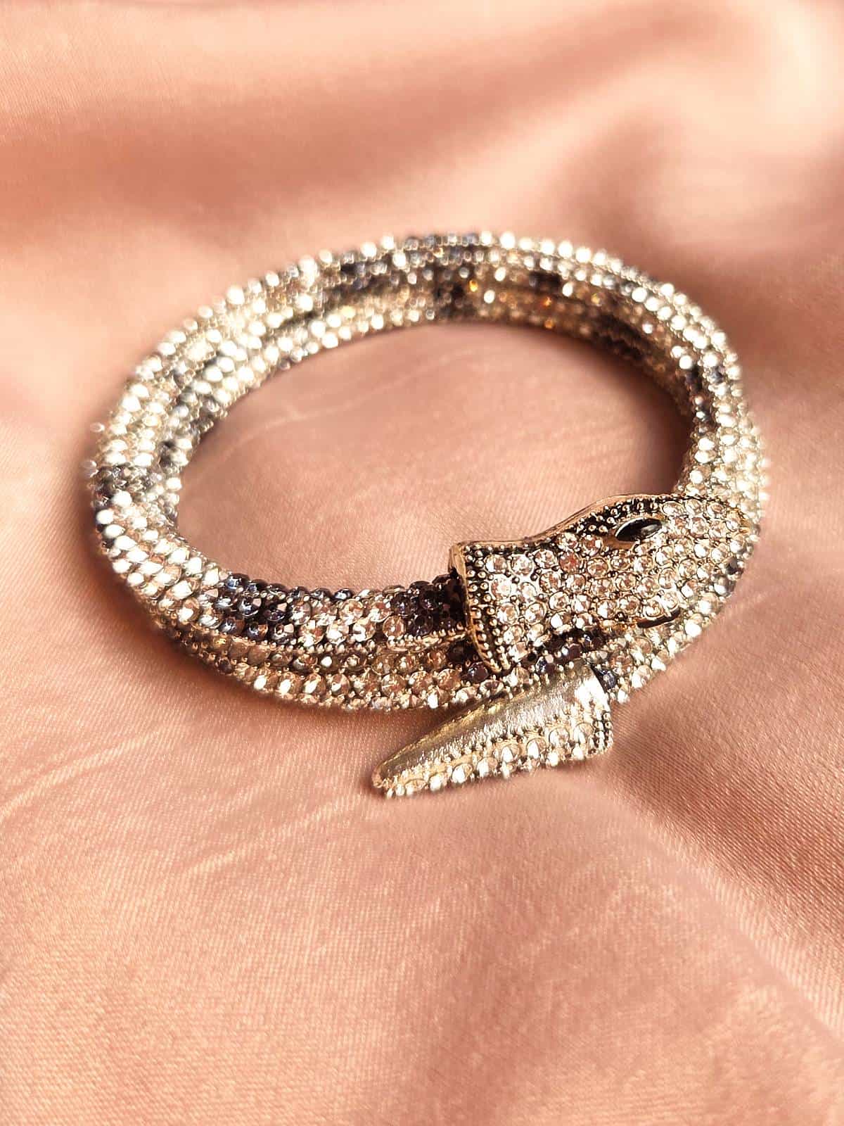 Slangearmbånd sneleopard snoet