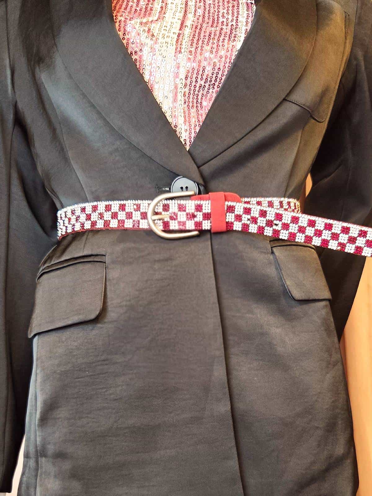 similibælte røde tern på gine