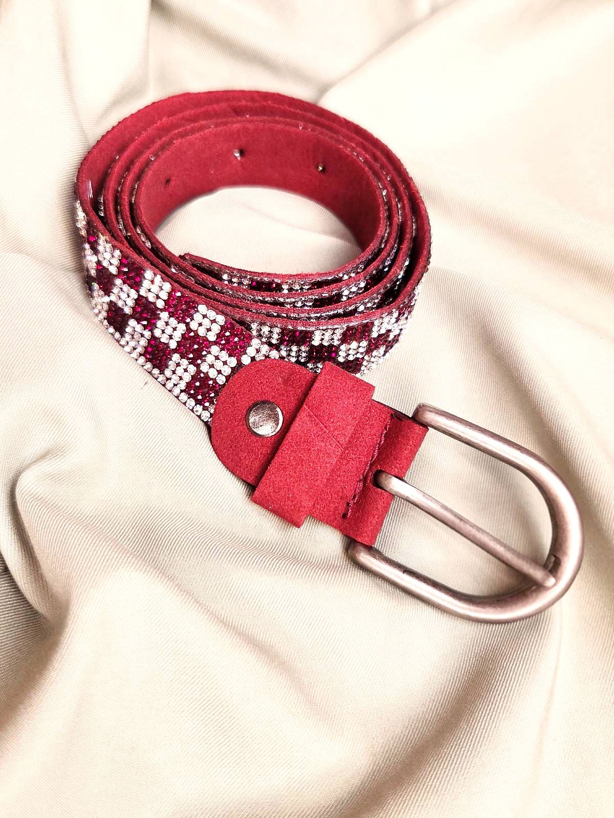 similibælte røde tern