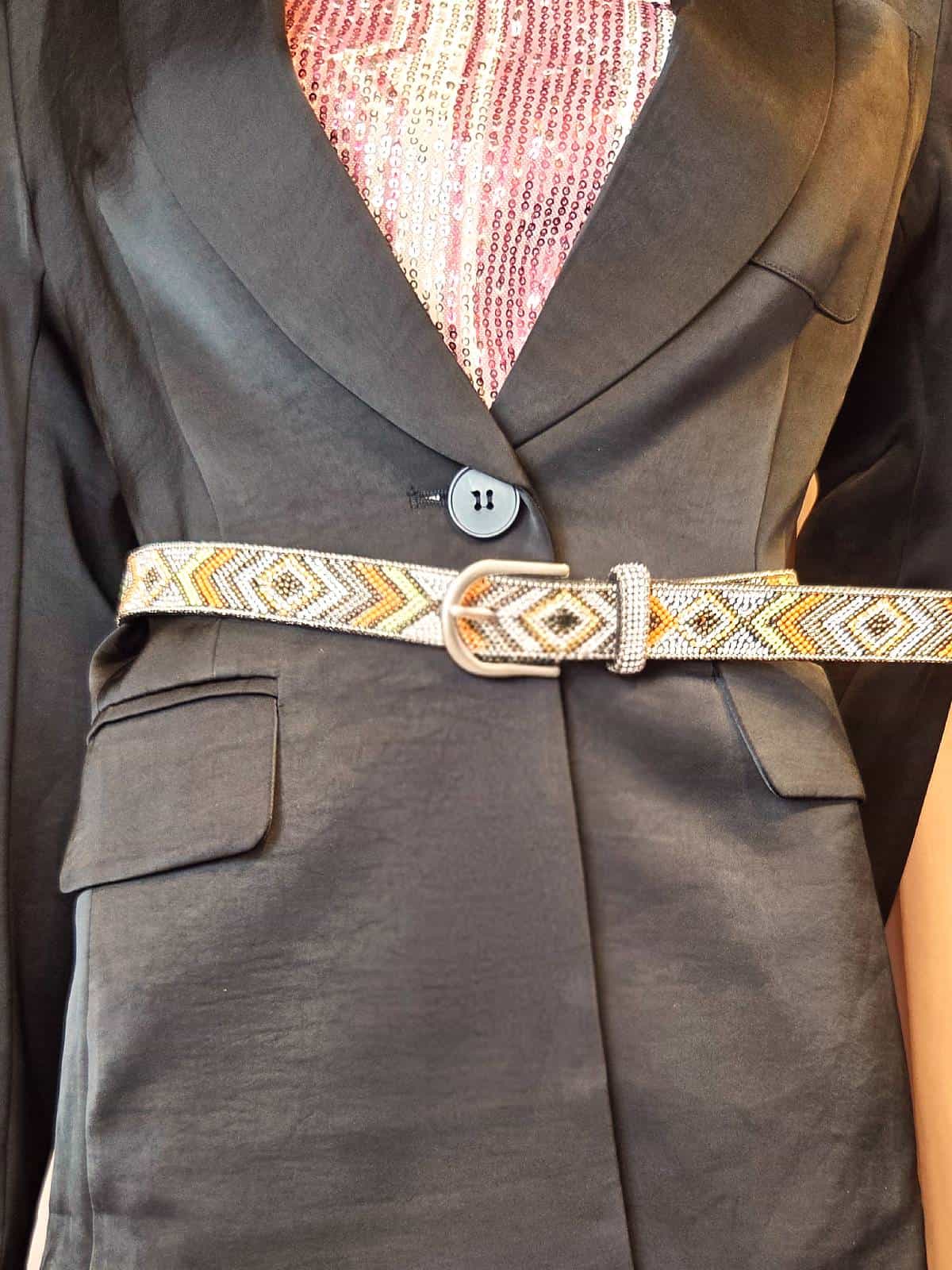 similibælte orange mønster på gine