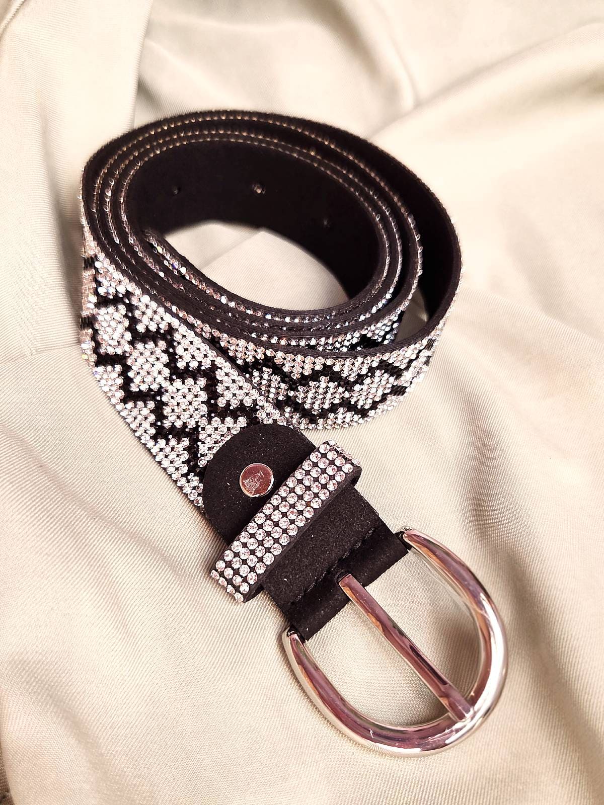 similibælte sort og sølv zigzag