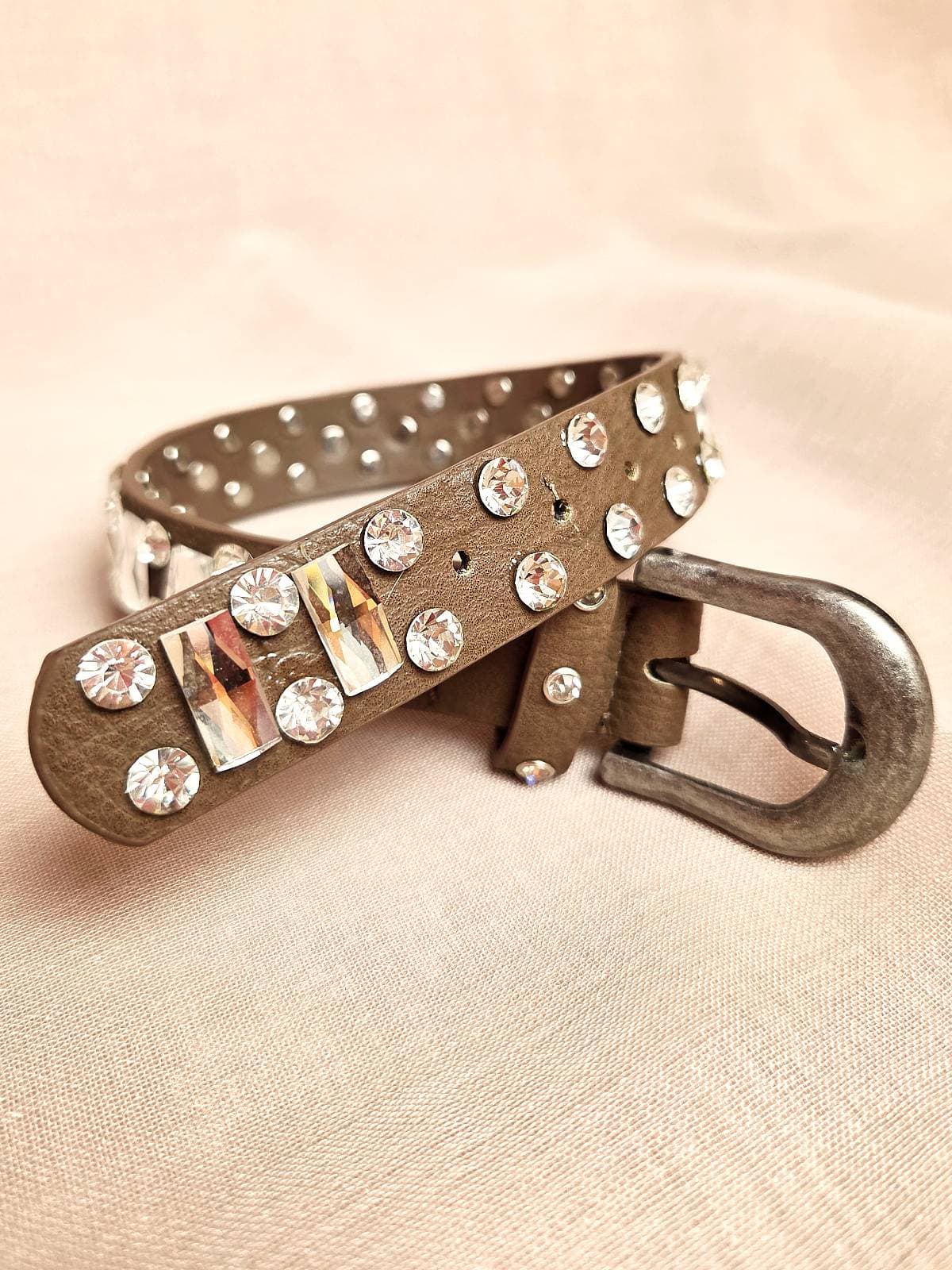 hundehalsbånd brun med similisten