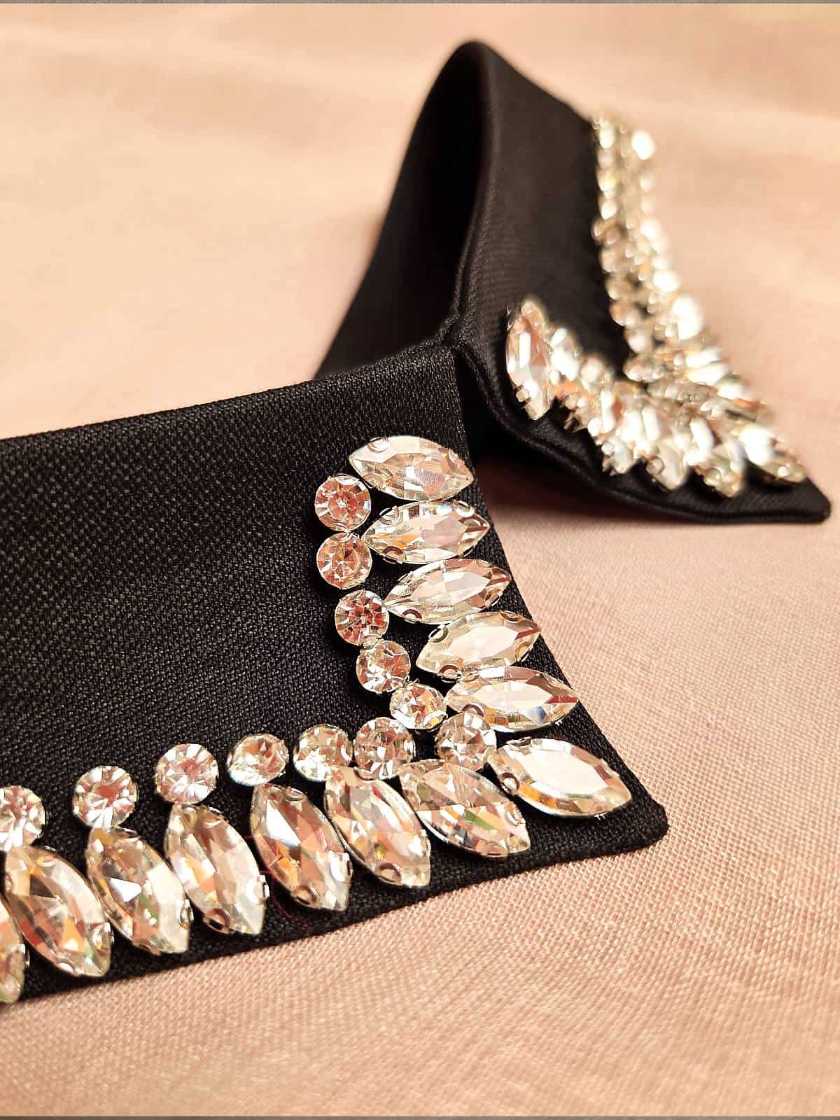 løs krave lille sort similisten - detaljer