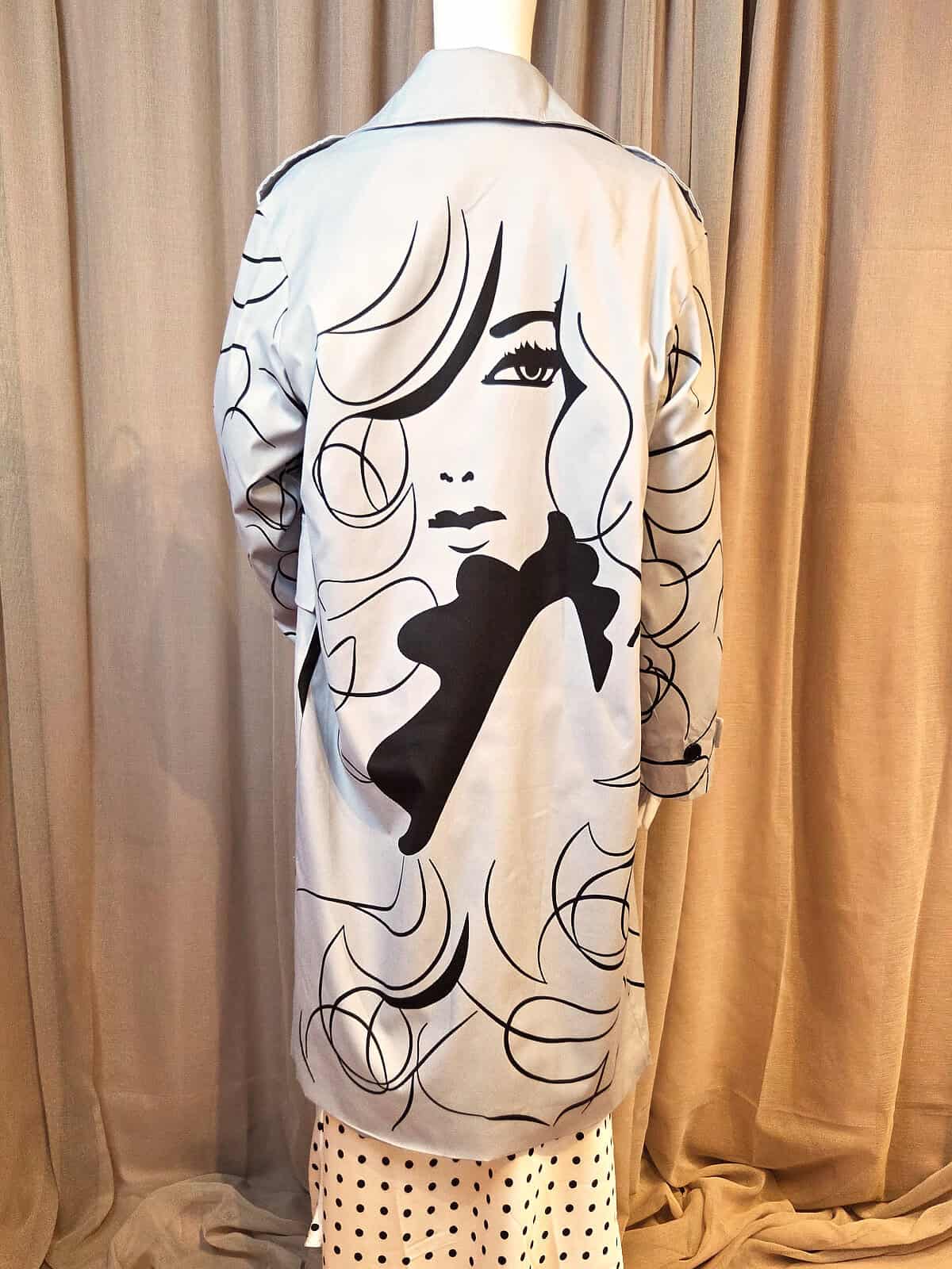 Jakke grå med print - ryg