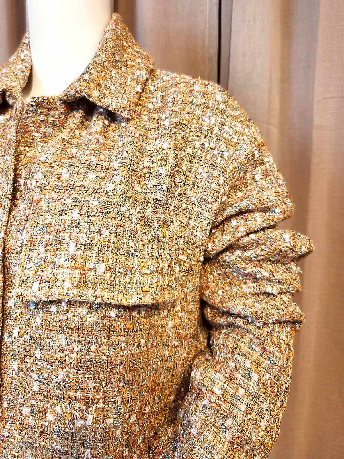 boucle jakke lys - detaljer