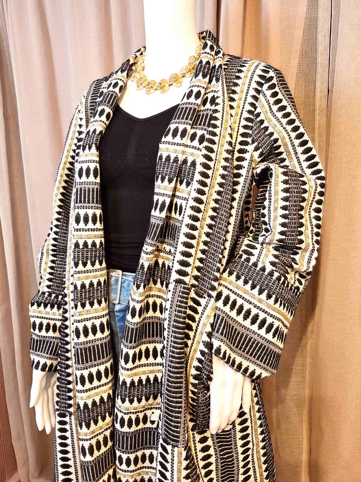 håndvævet kåbe - detaljer