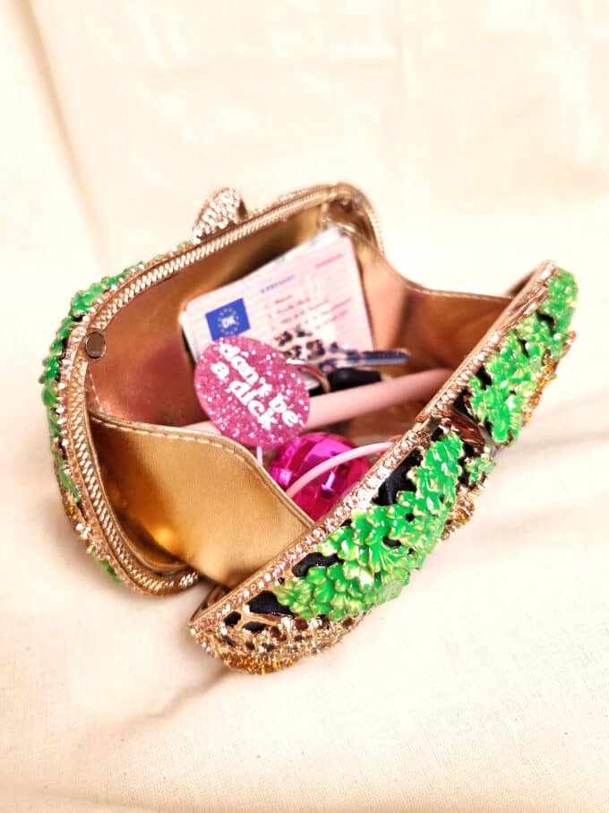 jungle clutch åben