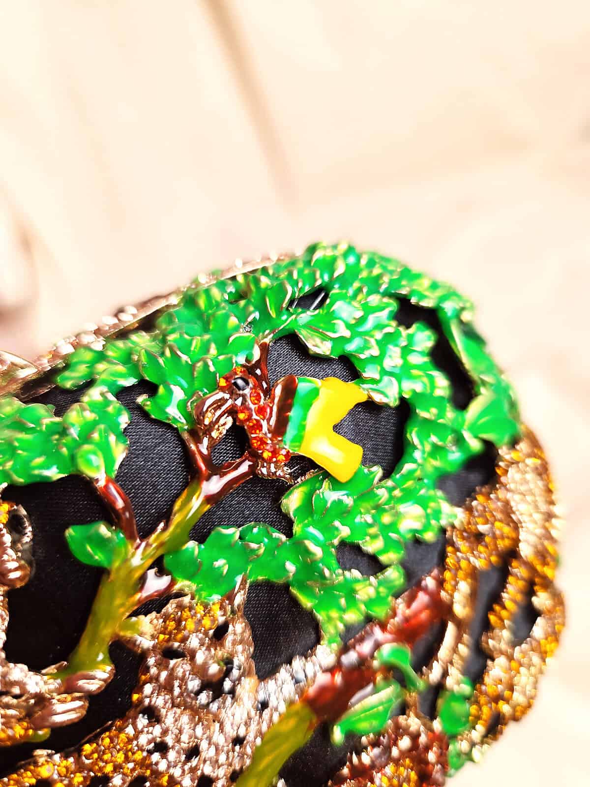 jungle clutch detaljer