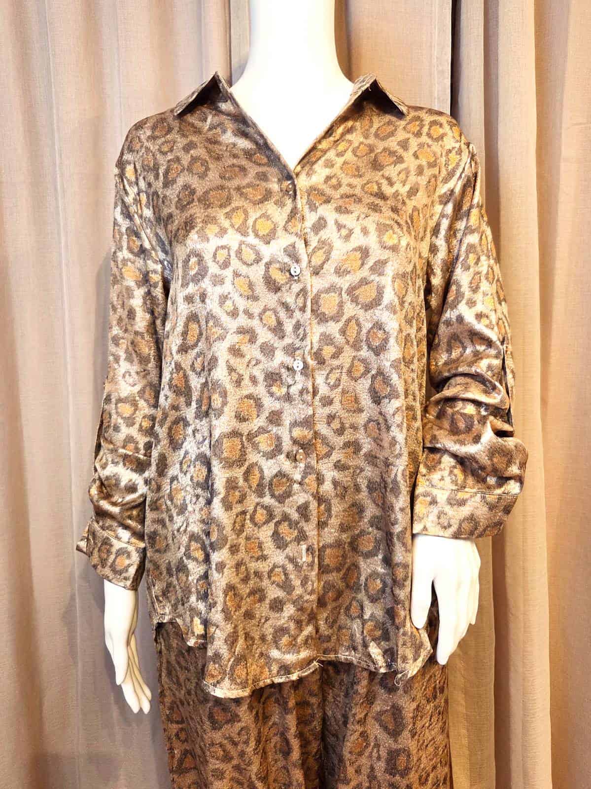 loungesæt leopard lys - skjorte