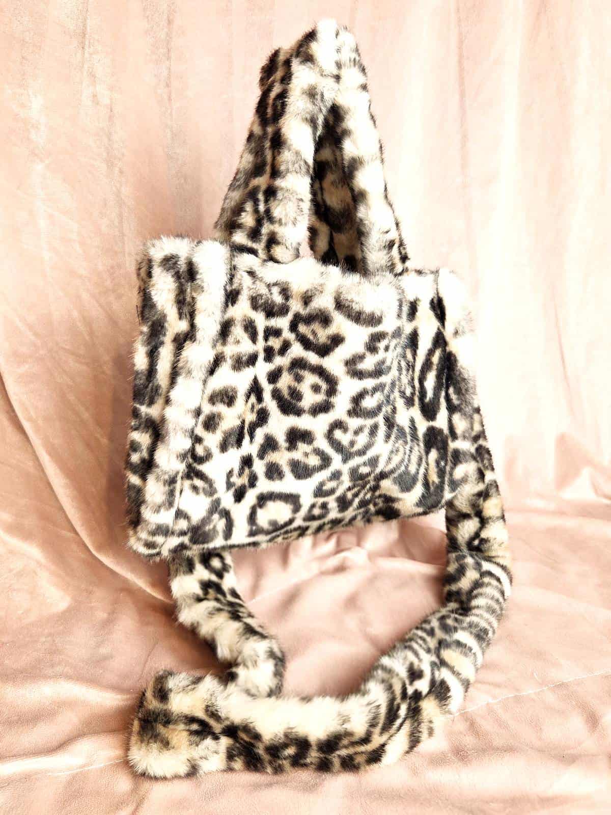 pelstaske lille leopard