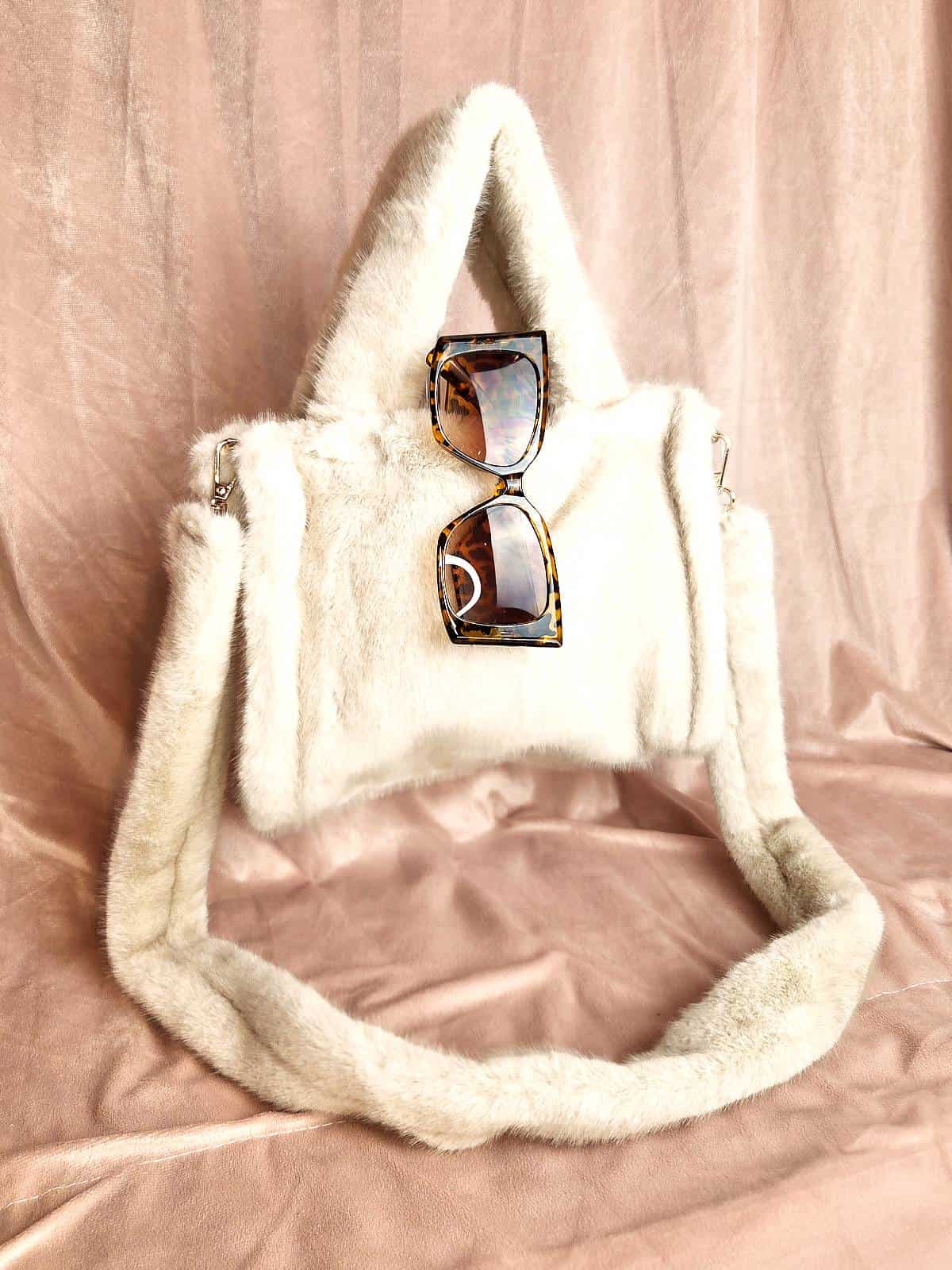 pelstaske lille lys - størrelse