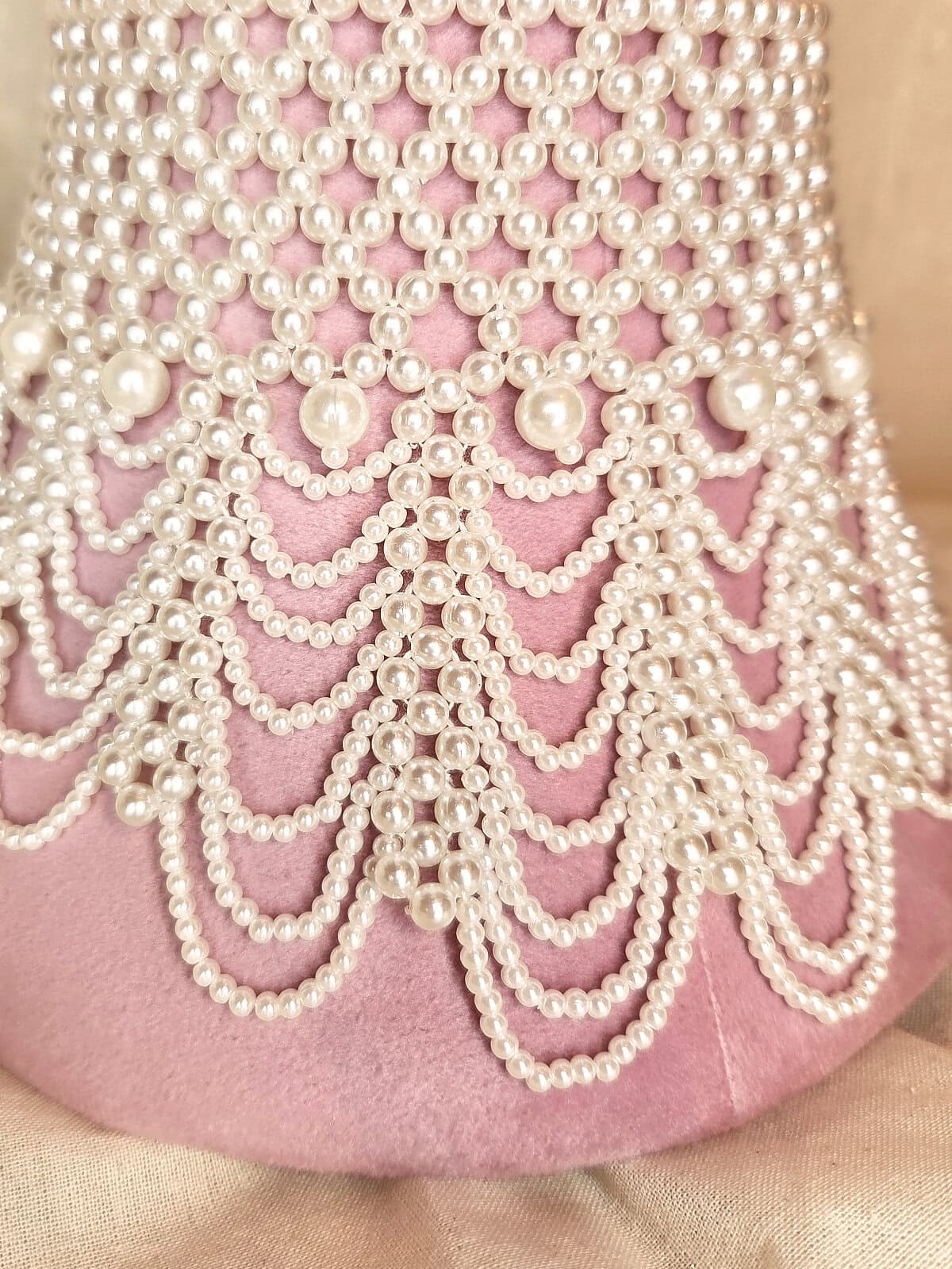 perlechoker høj hals detaljer