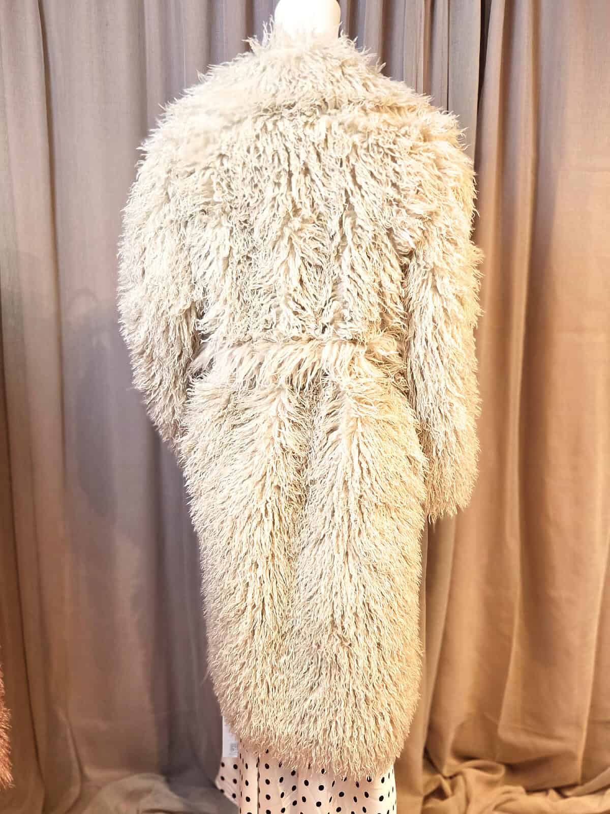 shaggy pels cream - ryg