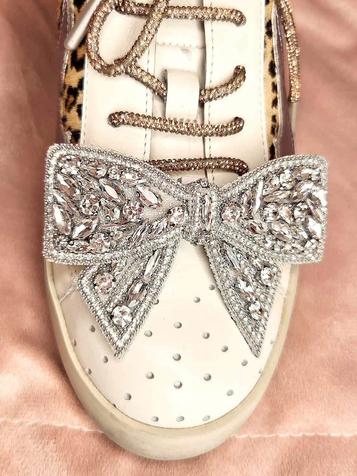 skoklips sølv simili - på sko