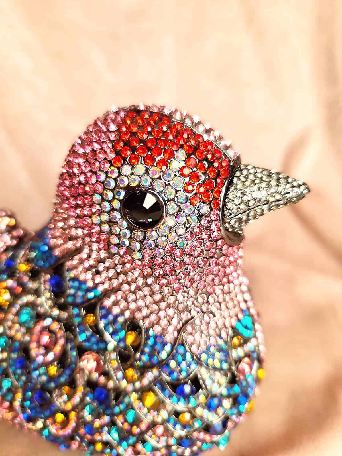 clutch simili fugl lyserød - detaljer