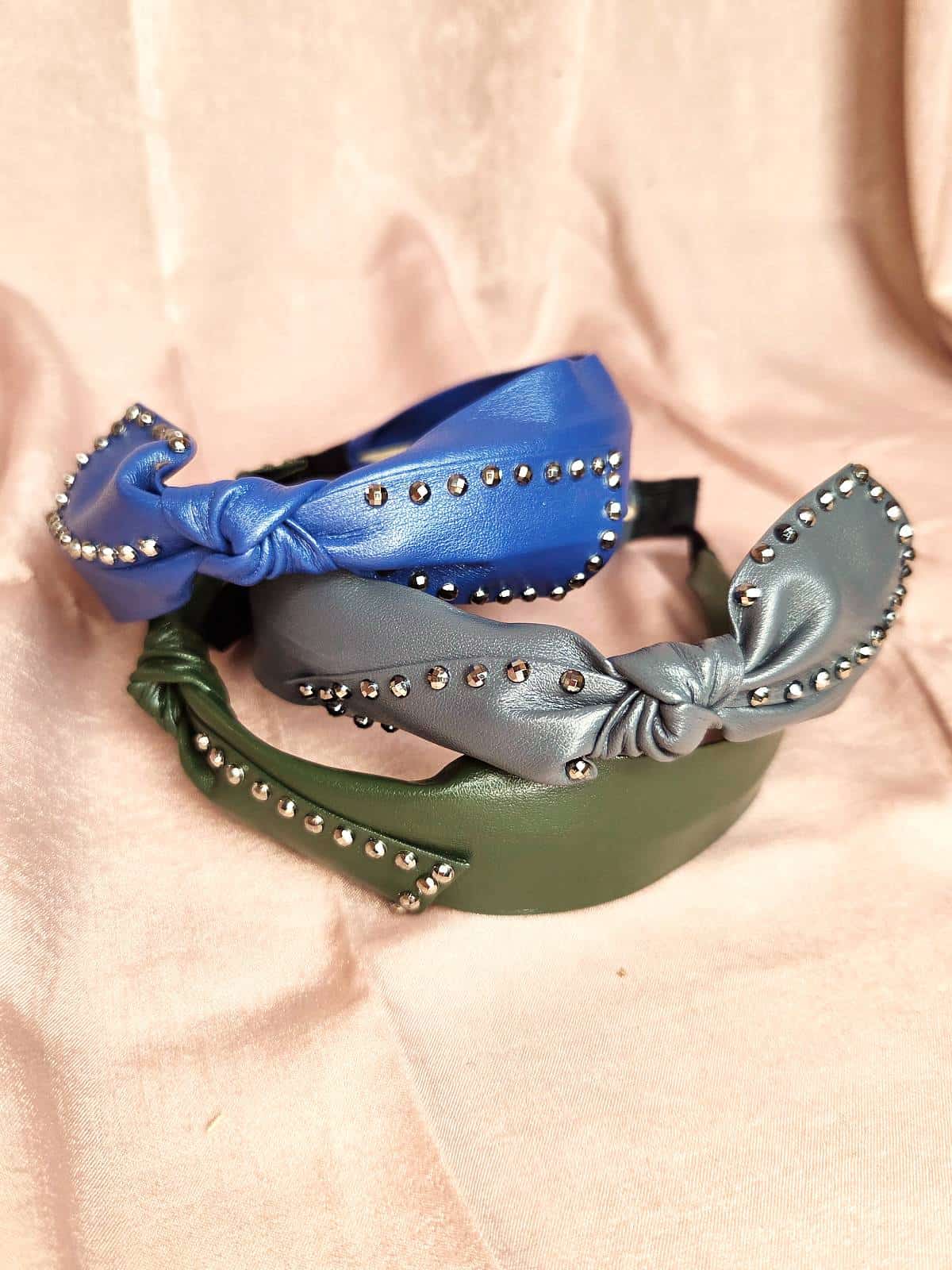 hårbøjler med nitter blå