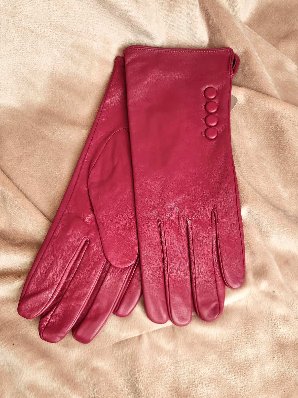 pink handsker med knapper