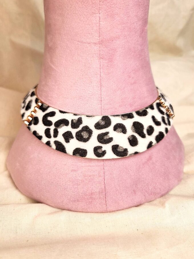 sneleopard metal choker