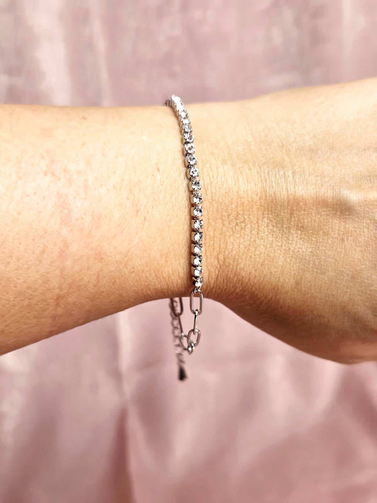 tara sølvarmbånd - på arm