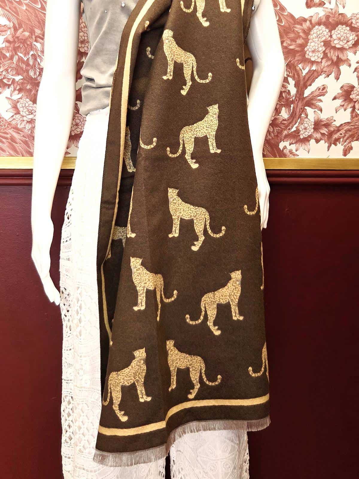 tørklæde leopard brun - detaljer