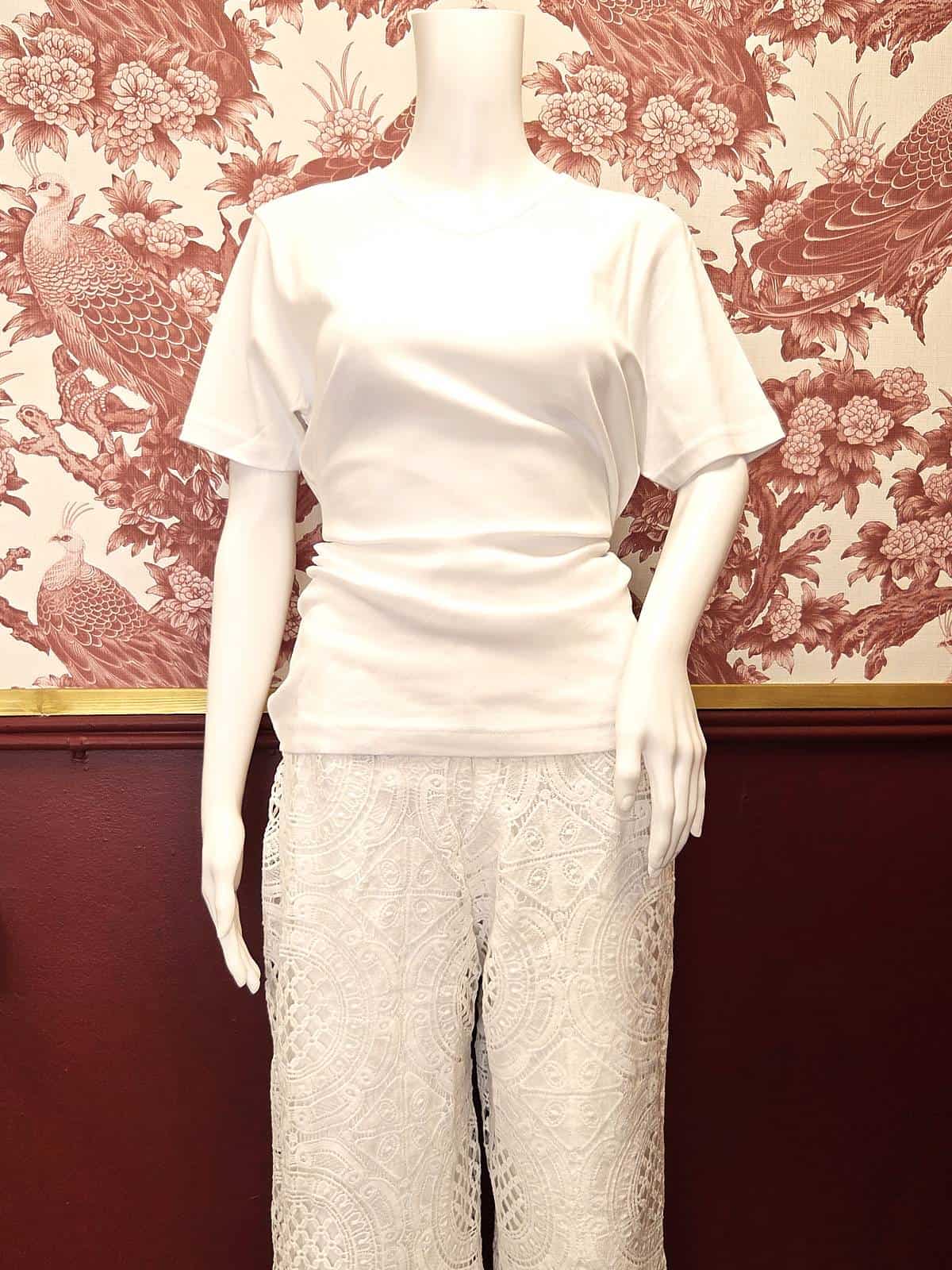 tshirt med citat - model