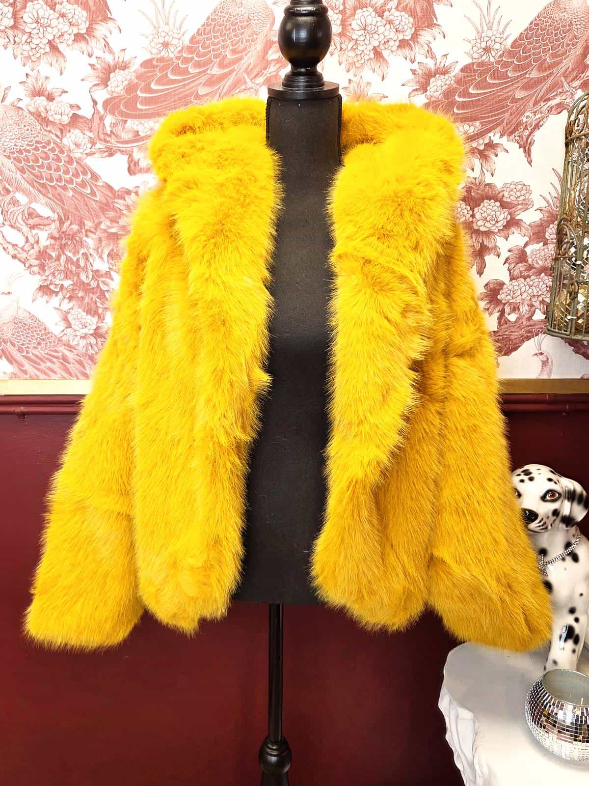 Fake fur gul kort åben