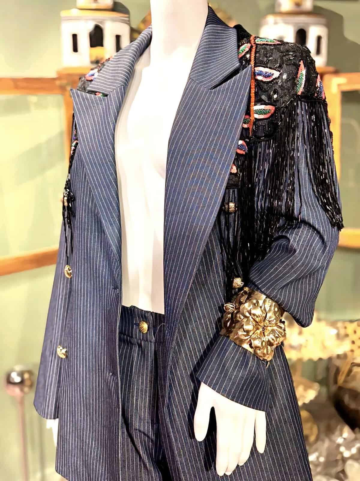 Nålestribet jakkesæt - stylet