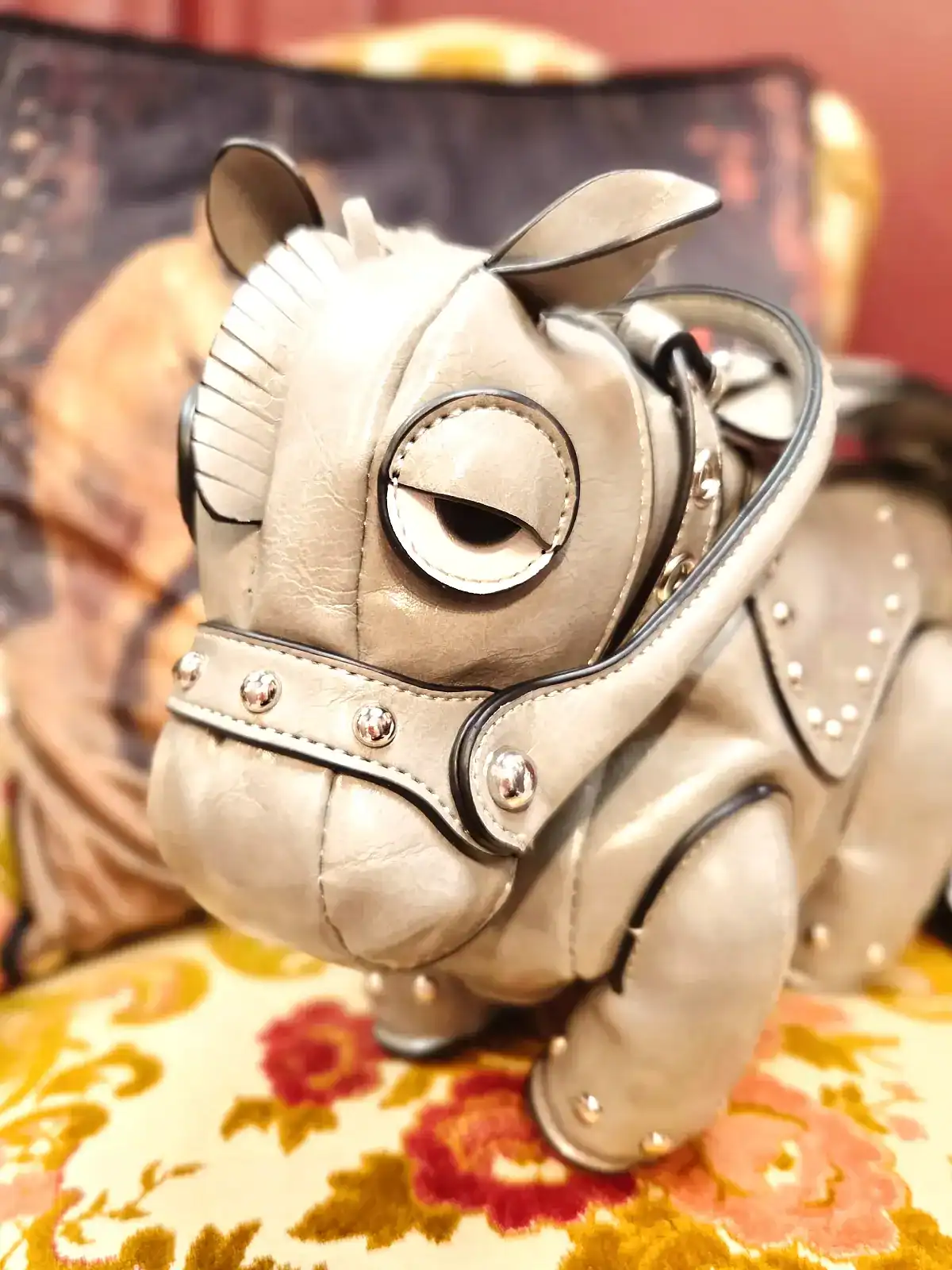 hestetaske grå detaljer