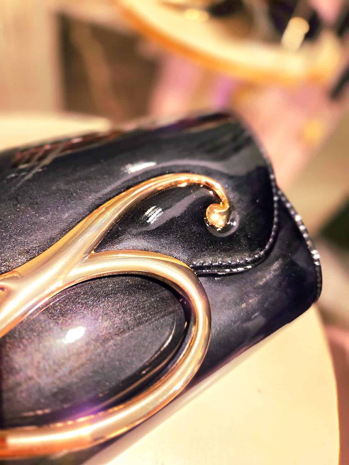 statement taske sort - detaljer