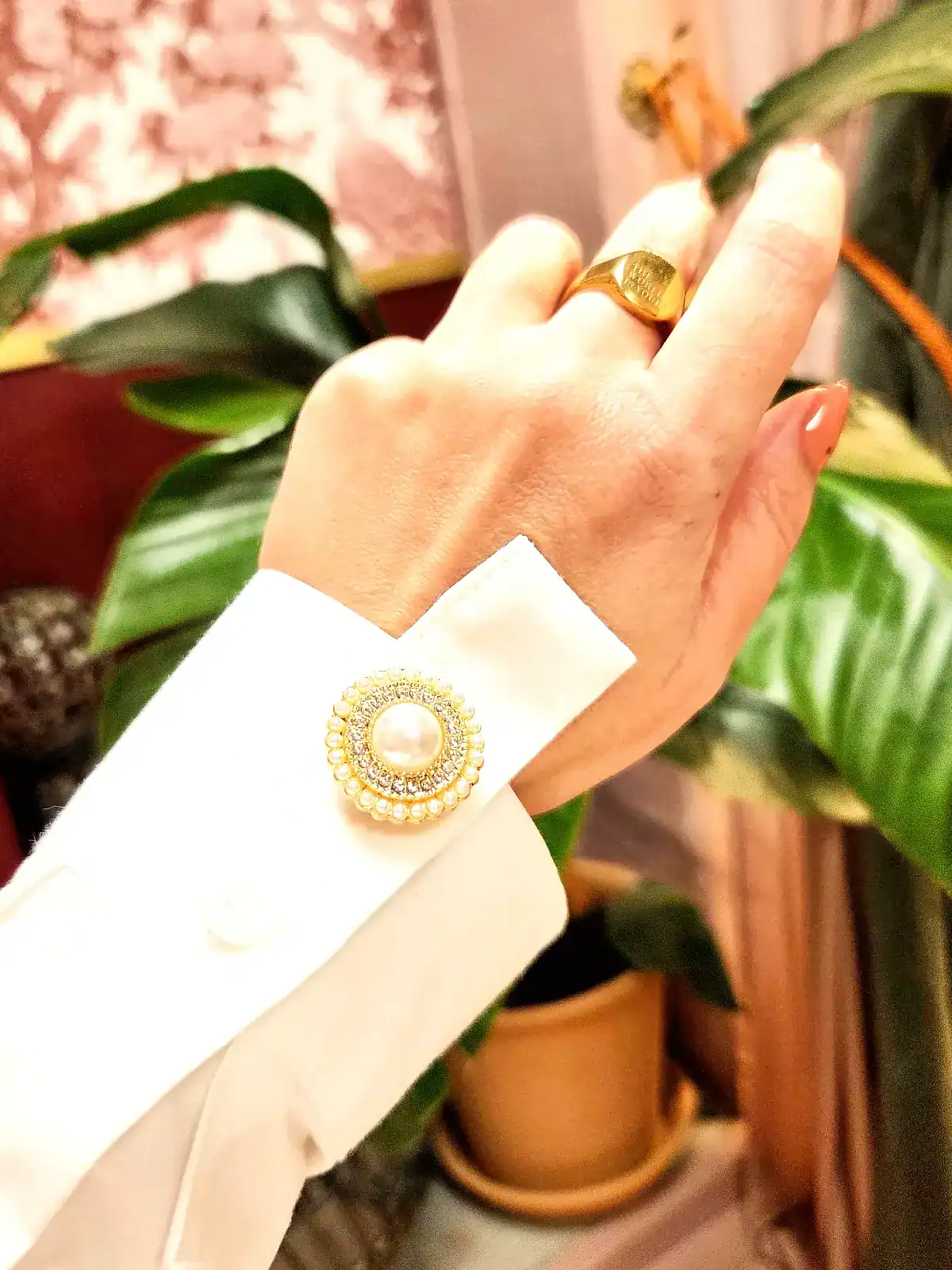 Knappecovers guld stor perle enkelt på ærme