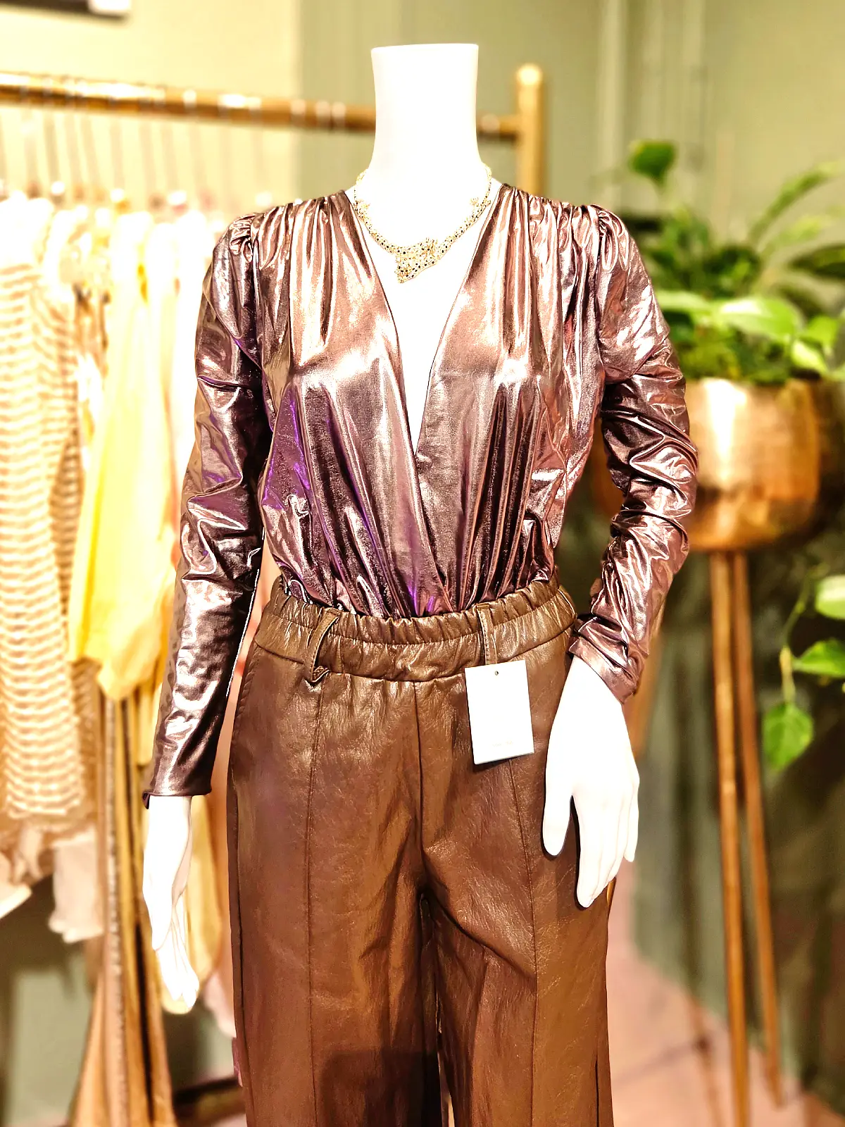 Metallic body gammelrosa
