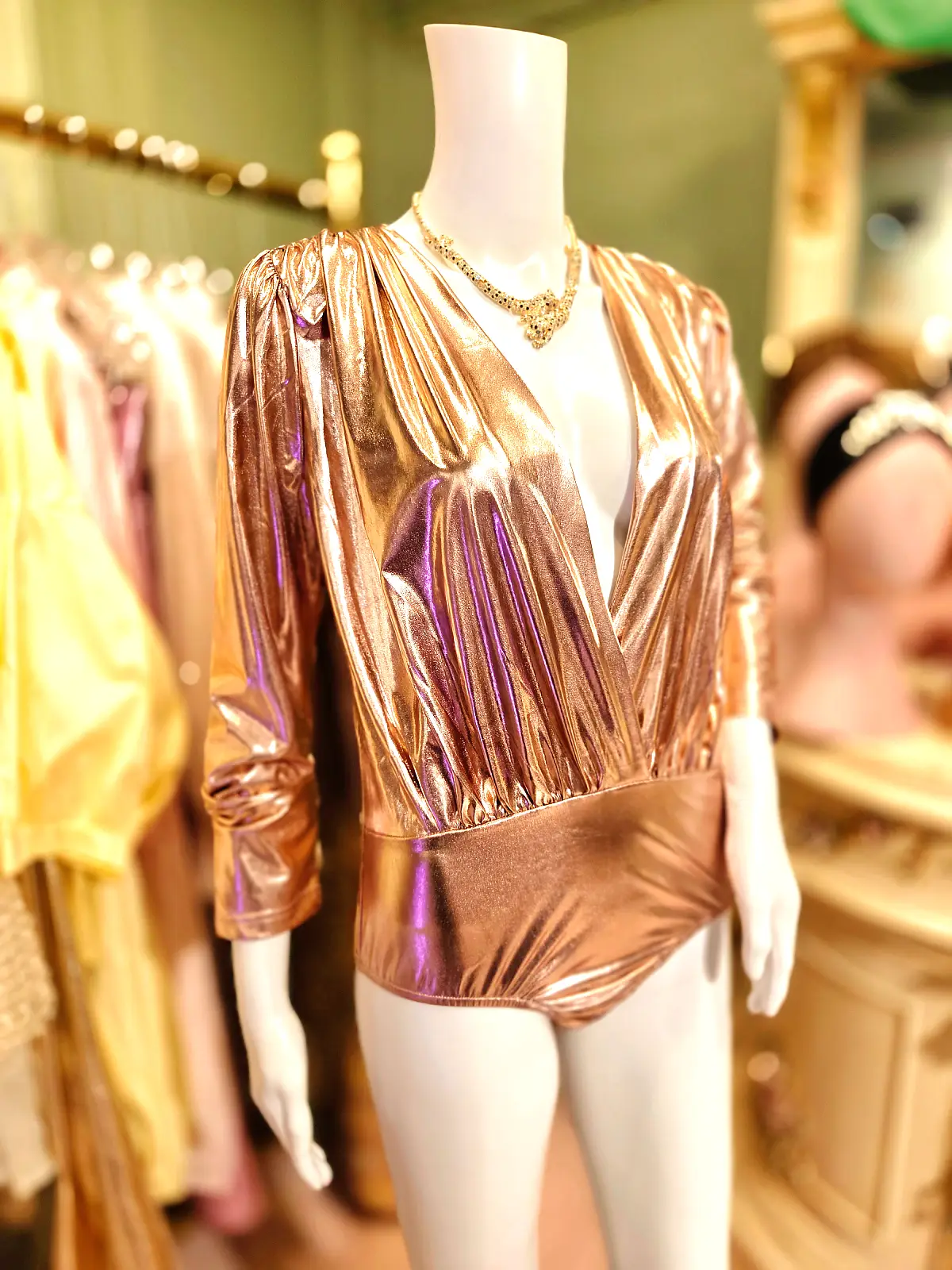 Metallic body lys rosa hel