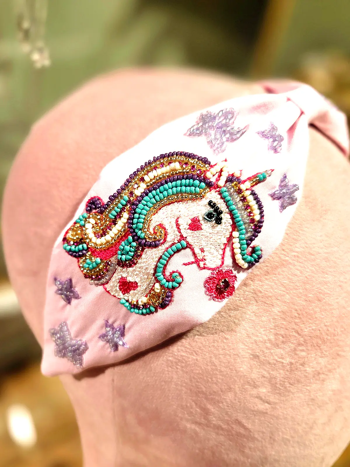 håndlavet hårbøjle med enhjørning - detaljer