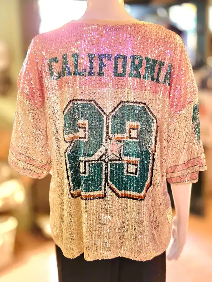 Oversize palliet T-shirt med California-nummerprint i glitrende design.