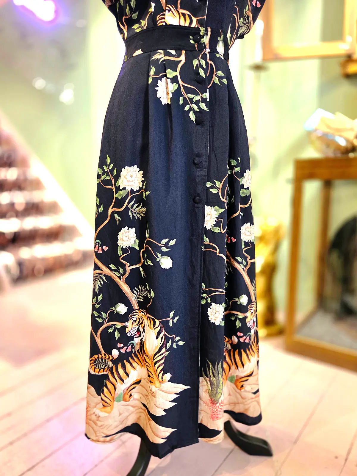 kjole med tigerprint blå - skørt