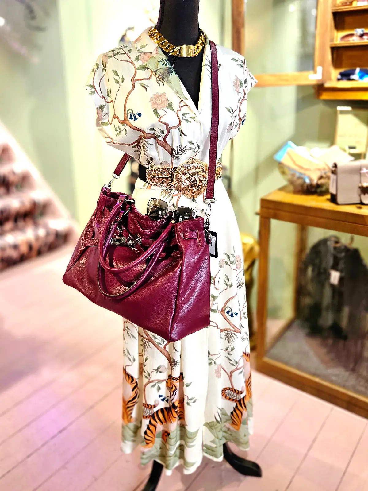 kjole med tigerprint hvid - stylet