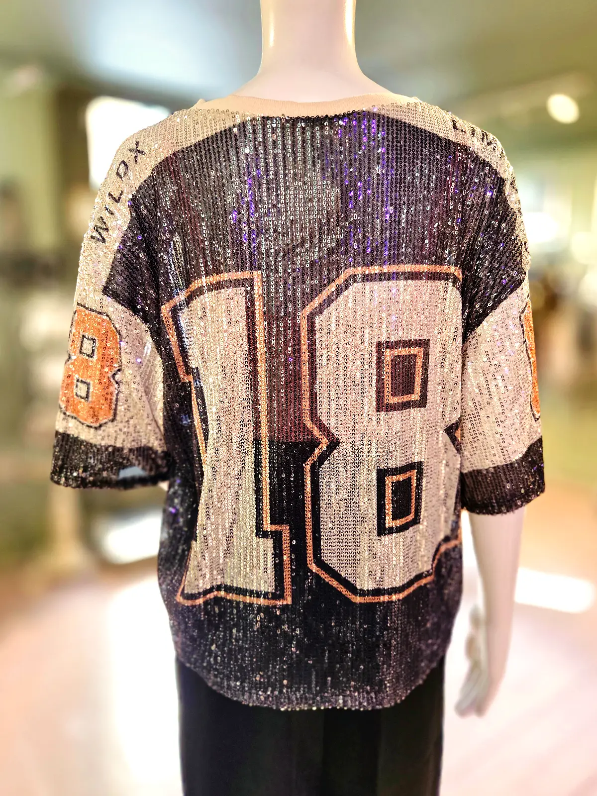 palliet nummer top sort og orange - ryg