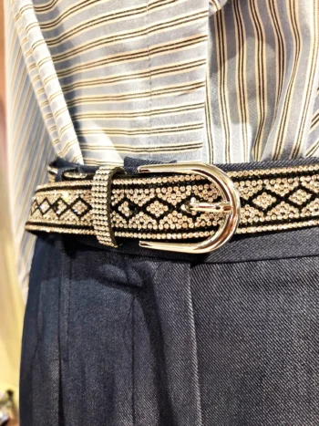 similibælte hvide ruder detaljer
