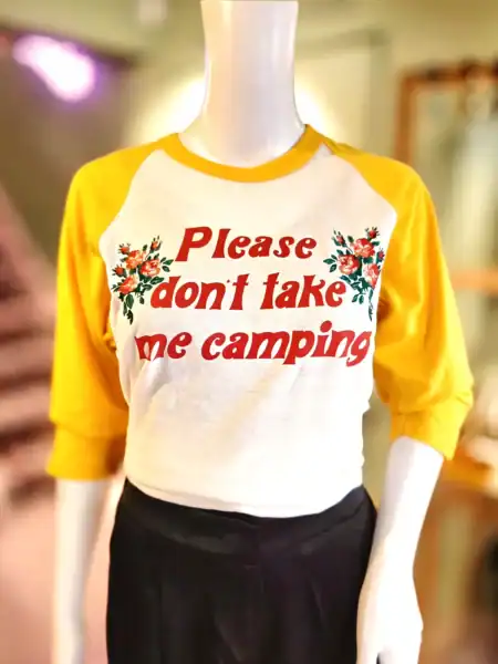 T-shirt med teksten 