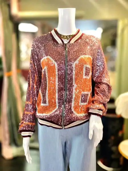Palliet bomberjakke i Bordeaux og orange med glitrende finish.